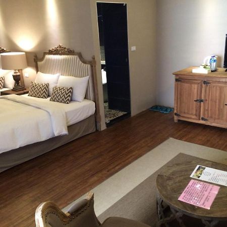 Chihpen Hotel Royal Kingdom Wenquan Buitenkant foto