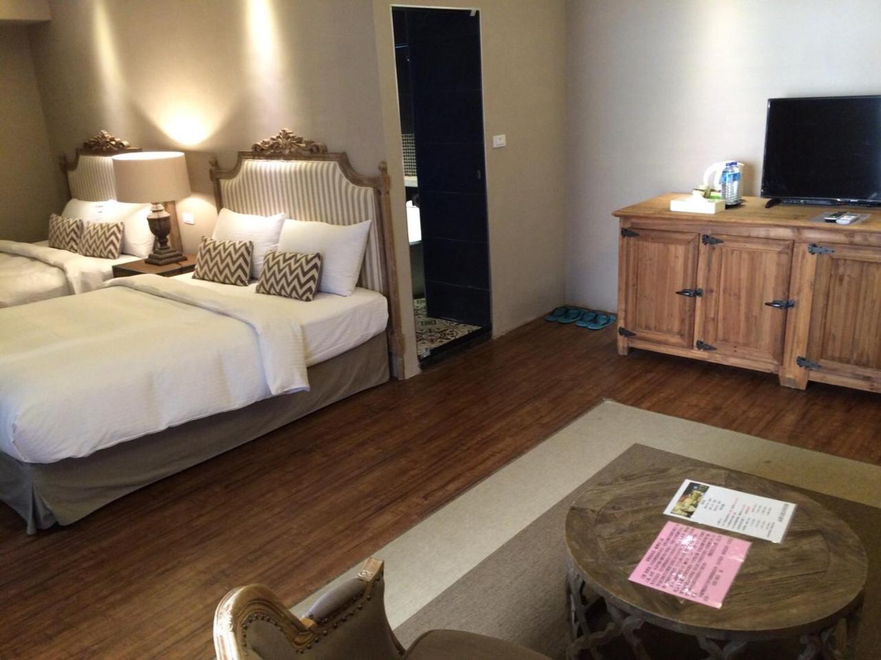 Chihpen Hotel Royal Kingdom Wenquan Buitenkant foto